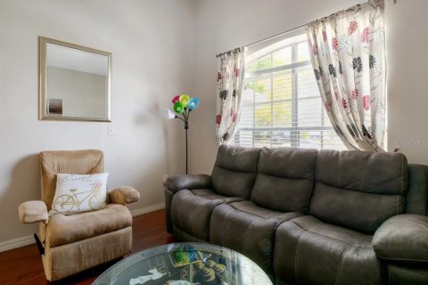 Casa en venta en Kissimmee, Florida, 4 dormitorios, 185.71 m2 № 2232084 - foto 13