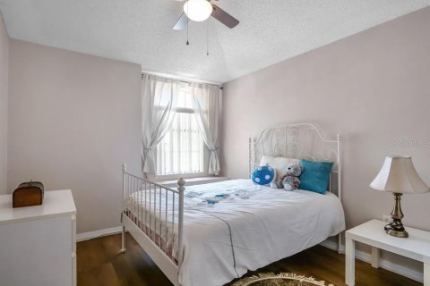 Casa en venta en Kissimmee, Florida, 4 dormitorios, 185.71 m2 № 2232084 - foto 28