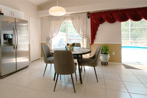 Casa en venta en Kissimmee, Florida, 4 dormitorios, 185.71 m2 № 2232084 - foto 19
