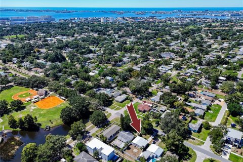 Villa ou maison à vendre à Gulfport, Floride: 3 chambres, 100.43 m2 № 2419200 - photo 3