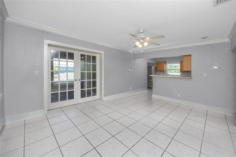 Villa ou maison à vendre à Gulfport, Floride: 3 chambres, 100.43 m2 № 2419200 - photo 4