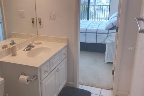 Condo in Punta Gorda, Florida, 2 bedrooms  № 216664 - photo 15