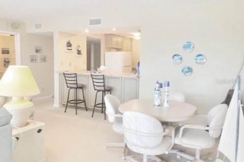 Condo in Punta Gorda, Florida, 2 bedrooms  № 216664 - photo 6
