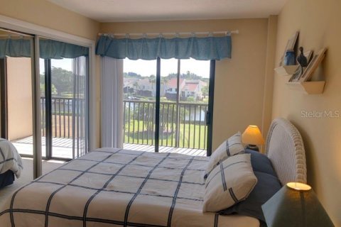 Condo in Punta Gorda, Florida, 2 bedrooms  № 216664 - photo 14