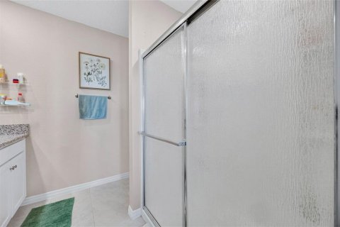 House in Clermont, Florida 3 bedrooms, 140.84 sq.m. № 2141982 - photo 18