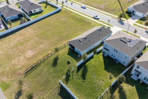 House in Clermont, Florida 3 bedrooms, 140.84 sq.m. № 2141982 - photo 30