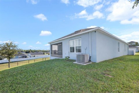 House in Clermont, Florida 3 bedrooms, 140.84 sq.m. № 2141982 - photo 28