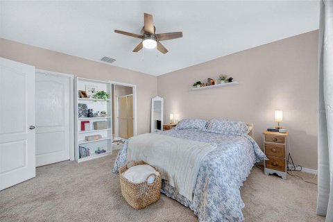 House in Clermont, Florida 3 bedrooms, 140.84 sq.m. № 2141982 - photo 20