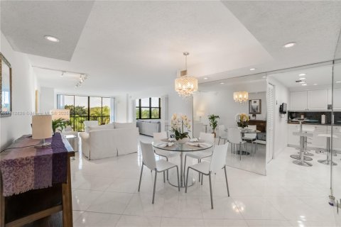 Condo in Weston, Florida, 2 bedrooms  № 1763186 - photo 4