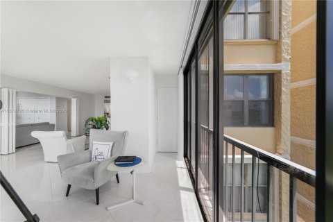 Condo in Weston, Florida, 2 bedrooms  № 1763186 - photo 19