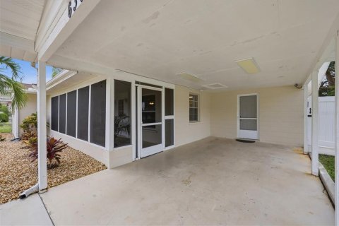 Casa en venta en Venice, Florida, 2 dormitorios, 92.16 m2 № 2231496 - foto 4