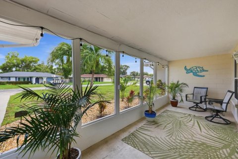 Casa en venta en Venice, Florida, 2 dormitorios, 92.16 m2 № 2231496 - foto 5