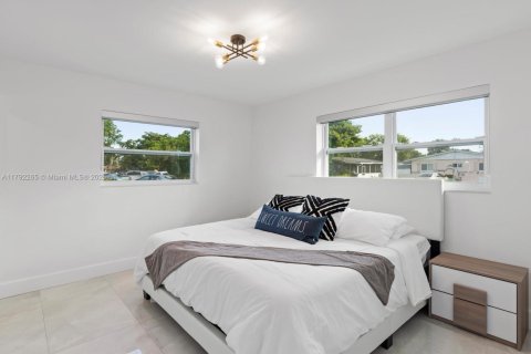 Immobilier commercial à vendre à Dania Beach, Floride: 182.83 m2 № 1952017 - photo 17