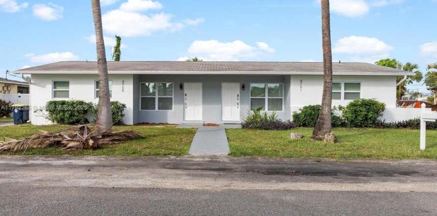 Immobilier commercial à Dania Beach, Floride 182.83 m2 № 1952017