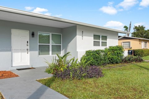 Immobilier commercial à vendre à Dania Beach, Floride: 182.83 m2 № 1952017 - photo 4