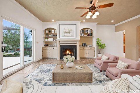 House in Ocala, Florida 4 bedrooms, 278.71 sq.m. № 2209648 - photo 13