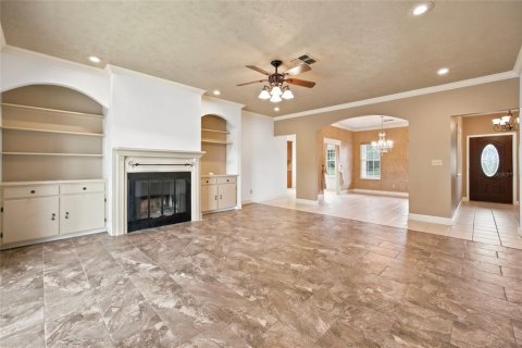 House in Ocala, Florida 4 bedrooms, 278.71 sq.m. № 2209648 - photo 18