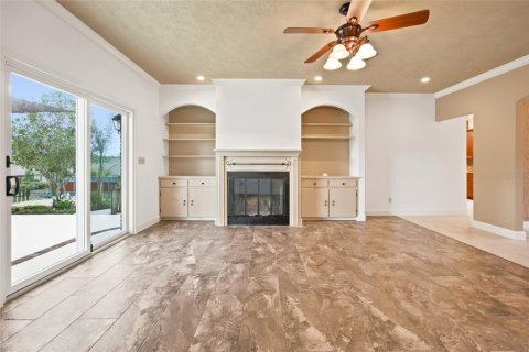 House in Ocala, Florida 4 bedrooms, 278.71 sq.m. № 2209648 - photo 15