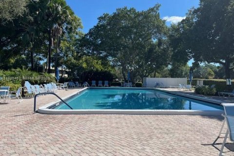 Condominio en alquiler en Pompano Beach, Florida, 1 dormitorio, 99.5 m2 № 1984521 - foto 22