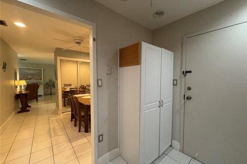 Condominio en alquiler en Dunedin, Florida, 2 dormitorios, 86.4 m2 № 1915686 - foto 6