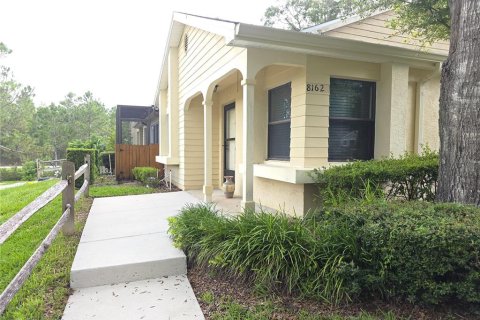 Condominio en venta en Weeki Wachee, Florida, 2 dormitorios, 120.12 m2 № 1843801 - foto 1
