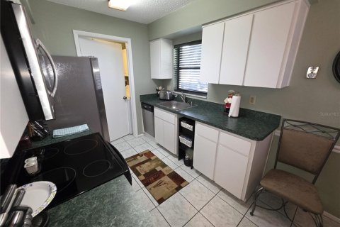 Condominio en venta en Weeki Wachee, Florida, 2 dormitorios, 120.12 m2 № 1843801 - foto 8