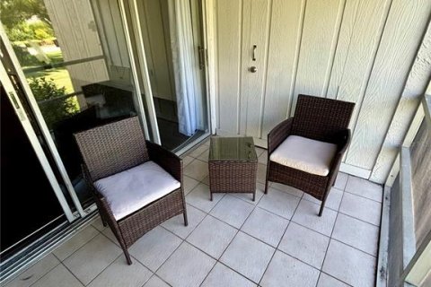 Condominio en alquiler en Seminole, Florida, 1 dormitorio, 72 m2 № 1919663 - foto 12