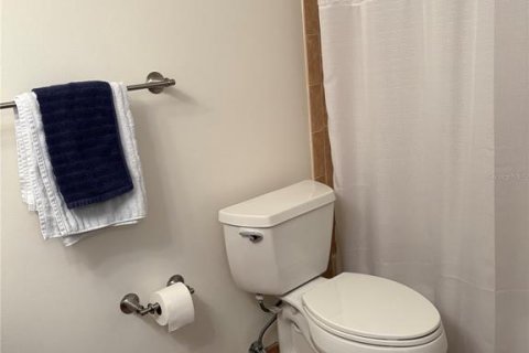 Condominio en alquiler en Seminole, Florida, 1 dormitorio, 72 m2 № 1919663 - foto 14