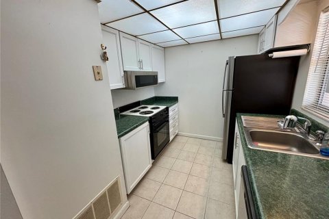 Condominio en alquiler en Seminole, Florida, 1 dormitorio, 72 m2 № 1919663 - foto 7
