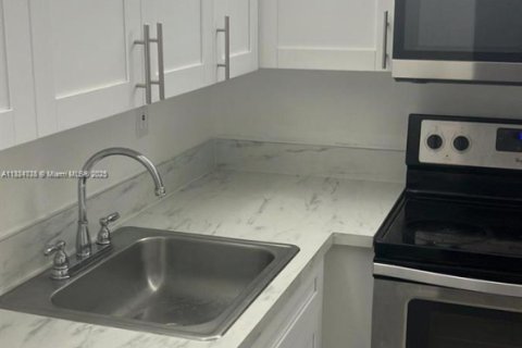 Copropriété à vendre à North Lauderdale, Floride: 1 chambre, 75.25 m2 № 1790521 - photo 10