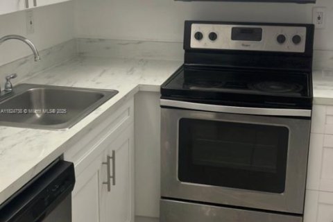 Copropriété à vendre à North Lauderdale, Floride: 1 chambre, 75.25 m2 № 1790521 - photo 16