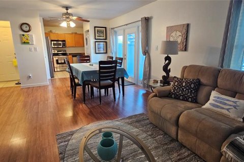 Copropriété à louer à Saint Petersburg, Floride: 2 chambres, 94.57 m2 № 1144947 - photo 4