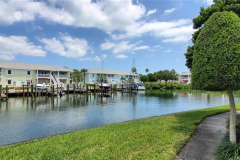 Copropriété à louer à Saint Petersburg, Floride: 2 chambres, 94.57 m2 № 1144947 - photo 16