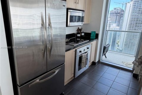 Condo in Miami, Florida, 2 bedrooms  № 2069588 - photo 4