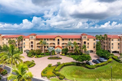 Condominio en venta en Punta Gorda, Florida, 3 dormitorios, 217.21 m2 № 1899384 - foto 1