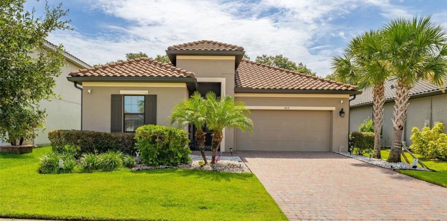 House in BELLALAGO in Kissimmee, Florida 4 bedrooms, 224.82 sq.m. № 1808768