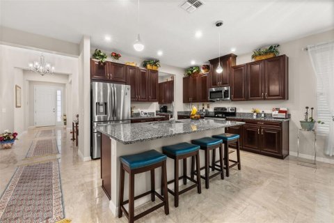 House in BELLALAGO in Kissimmee, Florida 4 bedrooms, 224.82 sq.m. № 1808768 - photo 20