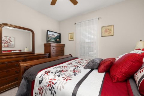 House in BELLALAGO in Kissimmee, Florida 4 bedrooms, 224.82 sq.m. № 1808768 - photo 13