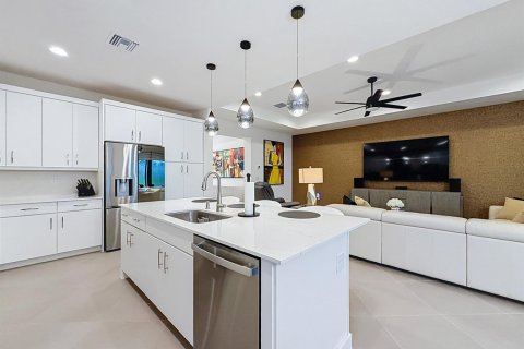 Casa en venta en Port St. Lucie, Florida, 3 dormitorios, 195.47 m2 № 2332539 - foto 30