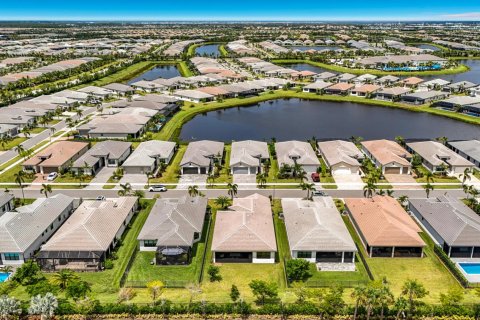 Casa en venta en Port St. Lucie, Florida, 3 dormitorios, 195.47 m2 № 2332539 - foto 12