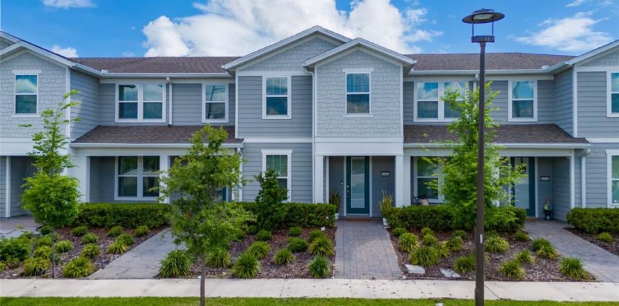 Townhouse in Orlando, Florida 4 bedrooms, 168.06 sq.m. № 1721425