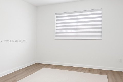 Casa en venta en Miramar, Florida, 4 dormitorios, 163.88 m2 № 1928931 - foto 18