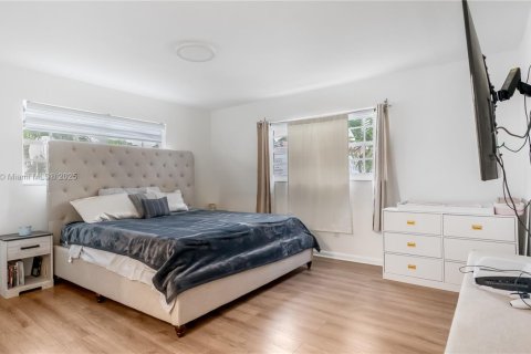 Casa en venta en Miramar, Florida, 4 dormitorios, 163.88 m2 № 1928931 - foto 14