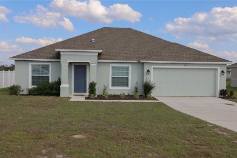 Villa ou maison à vendre à Frostproof, Floride: 4 chambres, 157.93 m2 № 1568918 - photo 1