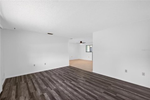 Villa ou maison à vendre à Ocala, Floride: 2 chambres, 106.28 m2 № 2221455 - photo 13