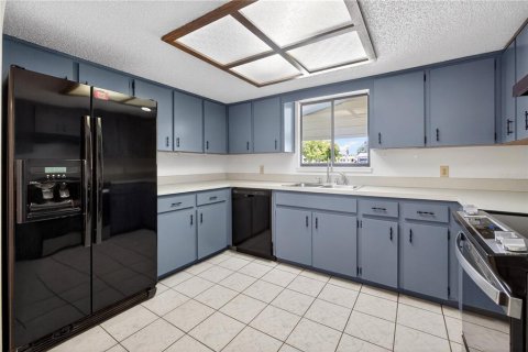 Villa ou maison à vendre à Ocala, Floride: 2 chambres, 106.28 m2 № 2221455 - photo 15