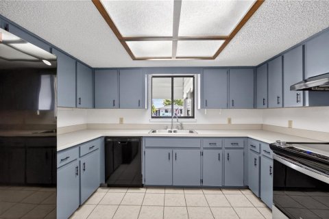 Villa ou maison à vendre à Ocala, Floride: 2 chambres, 106.28 m2 № 2221455 - photo 16