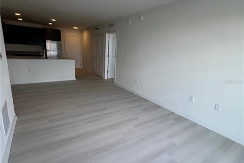 Condo in Orlando, Florida, 3 bedrooms  № 2379394 - photo 2