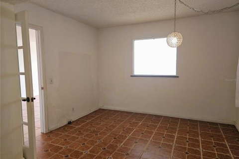 Condo in Saint Petersburg, Florida, 1 bedroom  № 1789462 - photo 14
