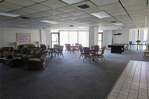 Condo in Saint Petersburg, Florida, 1 bedroom  № 1789462 - photo 26